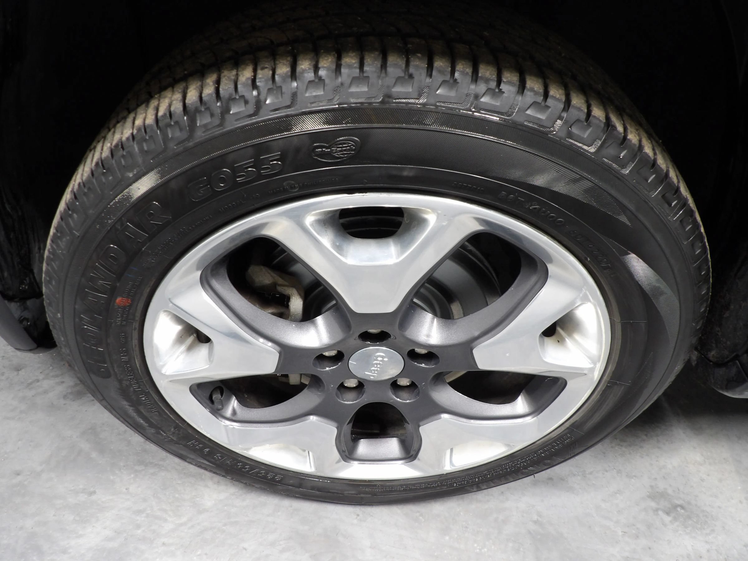 Used 2019 Jeep Compass Limited w/ Safety & Security Group AWD/4WD image 24