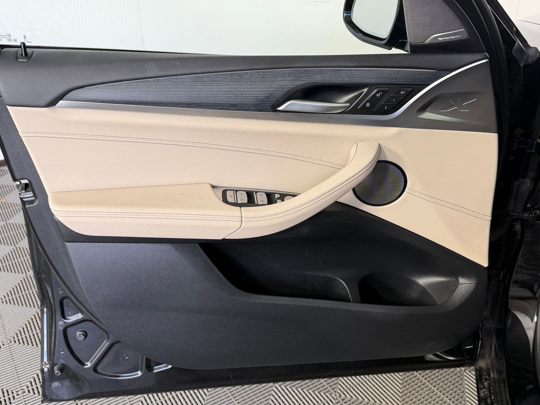 Certified 2024 BMW X3 sDrive30i w/ Premium Package w/ZPA RWD image 12