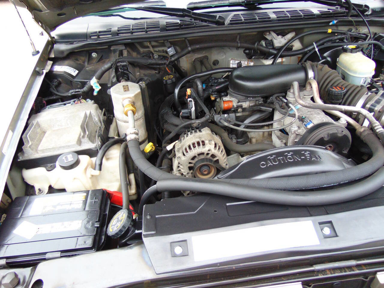 Used 2002 Chevrolet Blazer LS w/ Preferred Equipment Group image 48