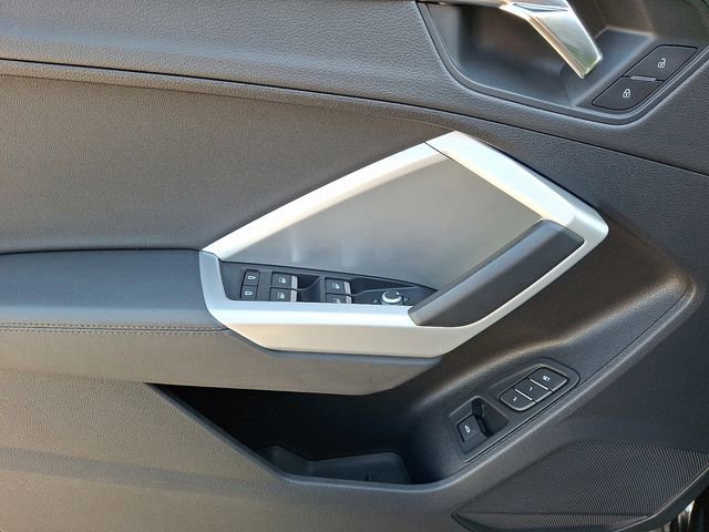 Used 2022 Audi Q3 2.0T Premium Plus image 16