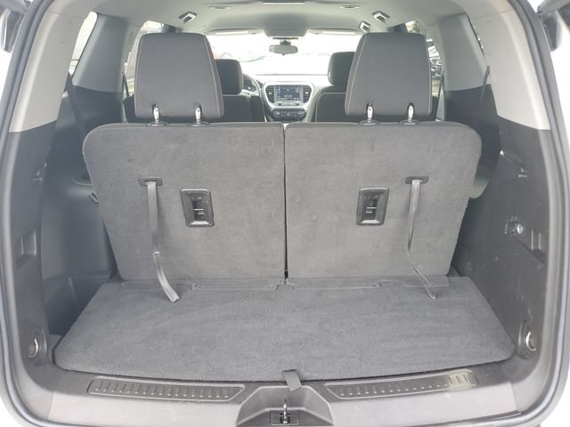 Used 2022 GMC Acadia SLE w/ Driver Convenience Package FWD image 7