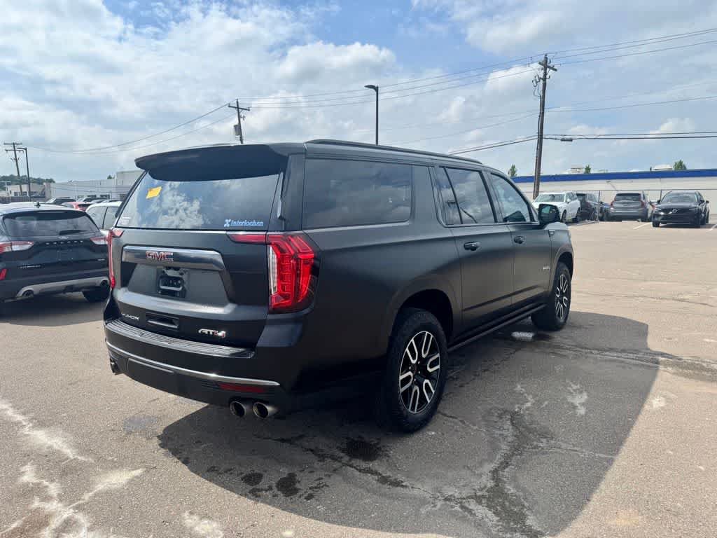 Used 2024 GMC Yukon XL AT4 w/ AT4 Premium Plus Package AWD/4WD image 5