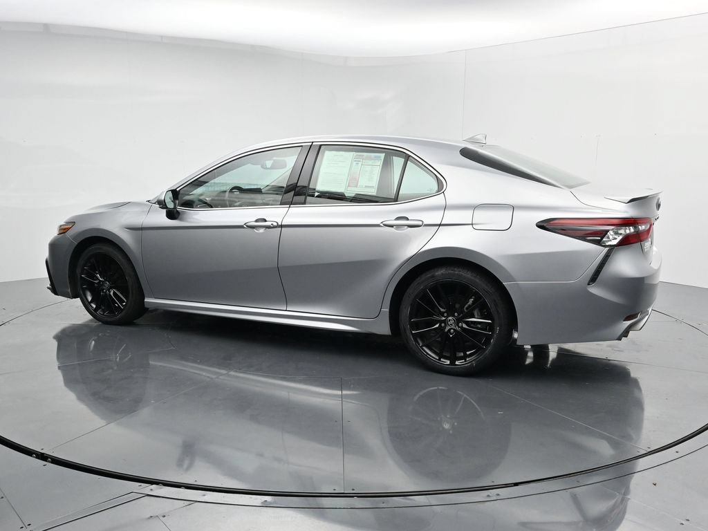 Used 2024 Toyota Camry XSE FWD image 5
