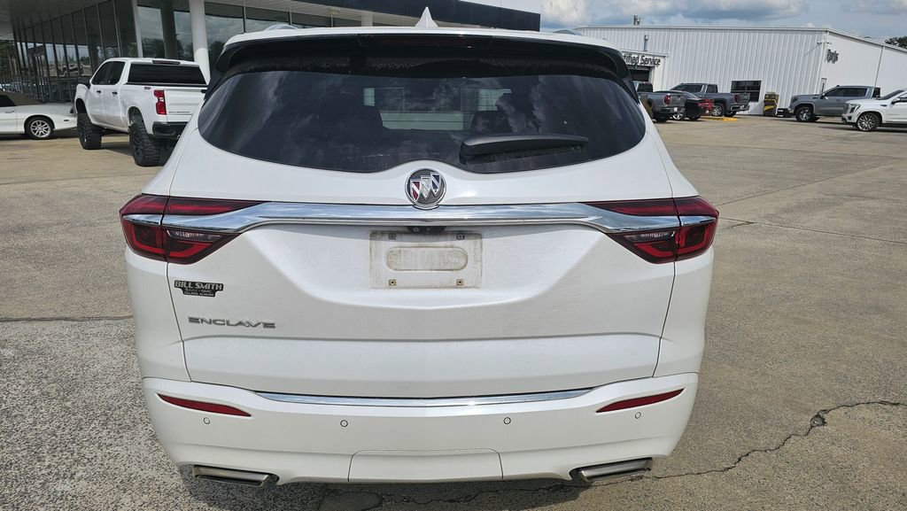 Used 2020 Buick Enclave Avenir w/ Avenir Technology Package image 4