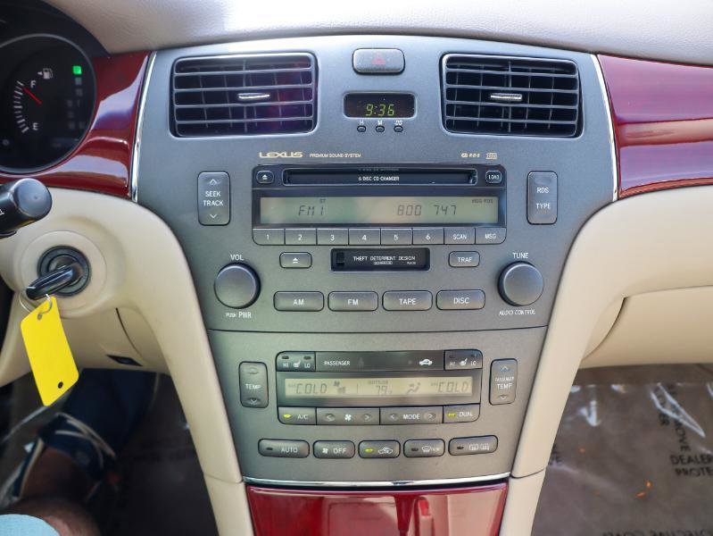 Used 2003 Lexus ES 330 FWD image 17