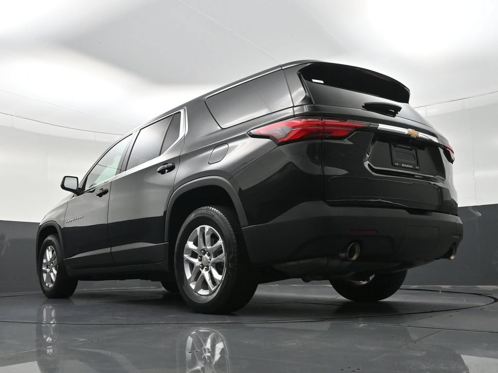 Used 2022 Chevrolet Traverse LS FWD image 23