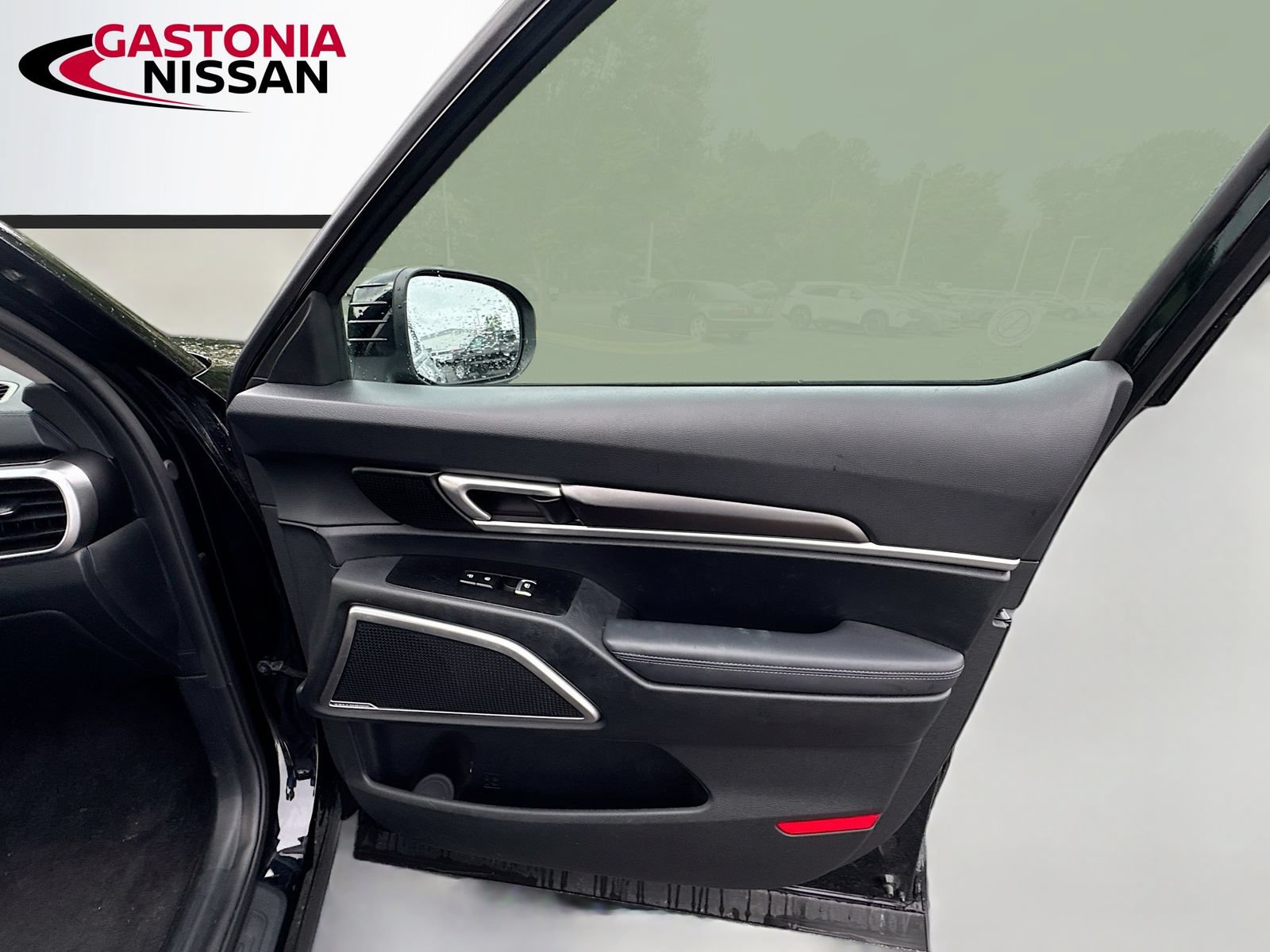 Used 2025 Kia Telluride S FWD image 41