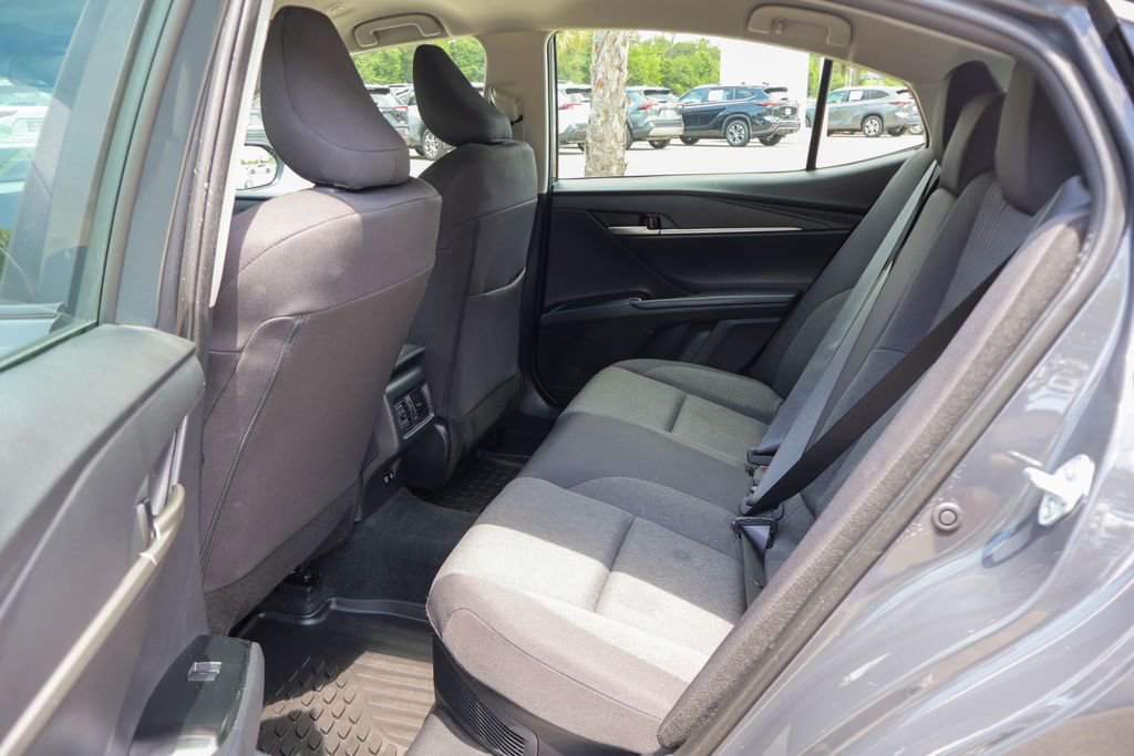Used 2025 Toyota Camry LE FWD image 10