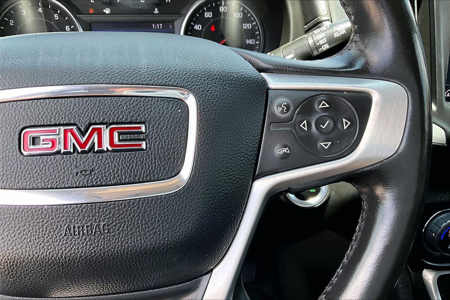 Used 2022 GMC Terrain SLT w/ Infotainment Package II FWD image 24