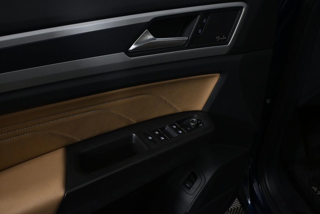 Used 2022 Volkswagen Atlas Cross Sport SEL Premium R-Line image 8