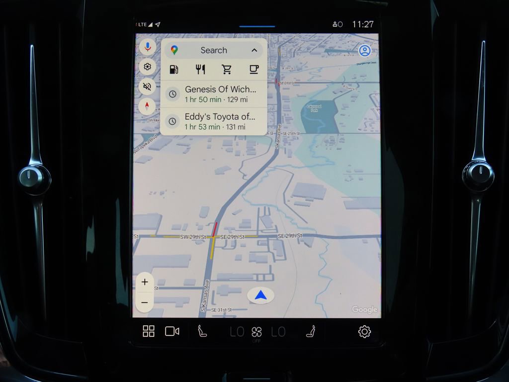 Used 2022 Volvo S90 B6 Momentum image 26