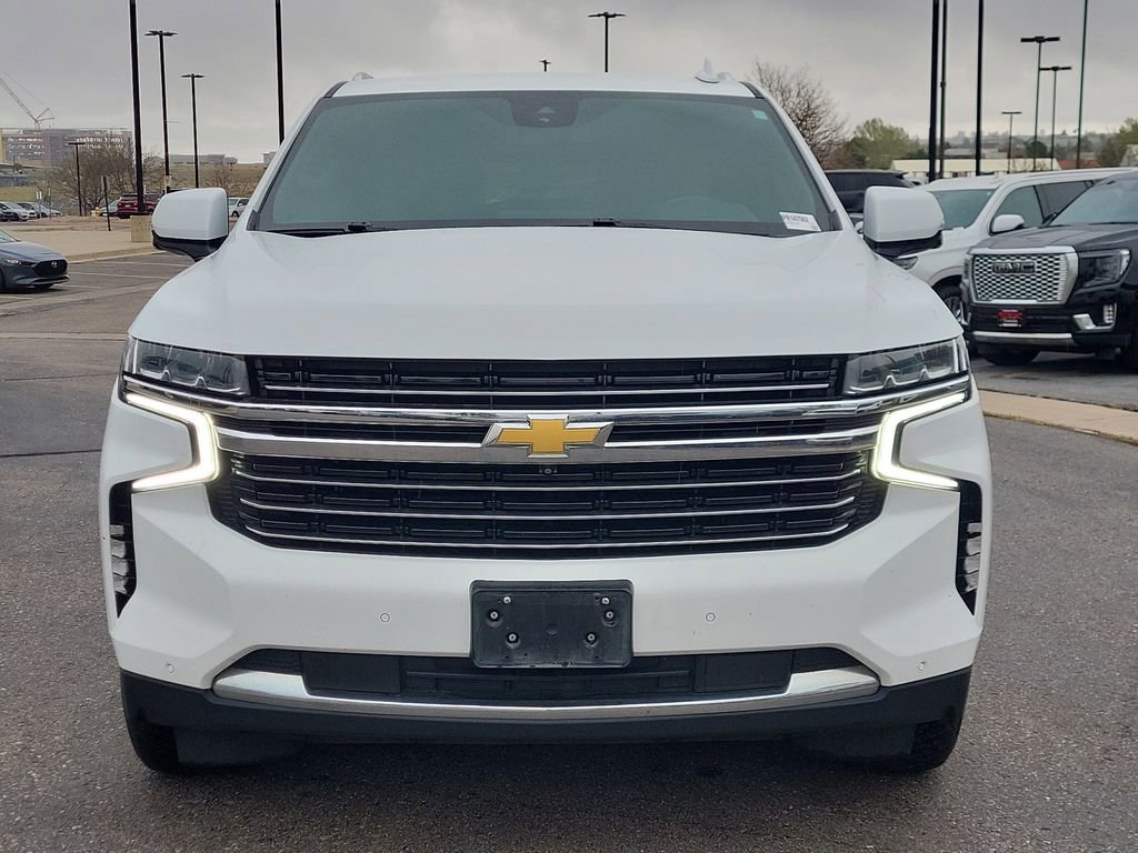 Used 2023 Chevrolet Suburban LT w/ Luxury Package AWD/4WD image 9