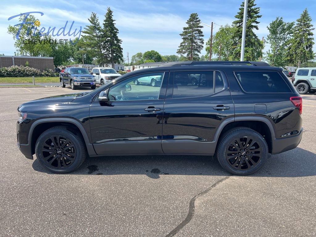Certified 2022 GMC Acadia SLE w/ Driver Convenience Package AWD/4WD image 2