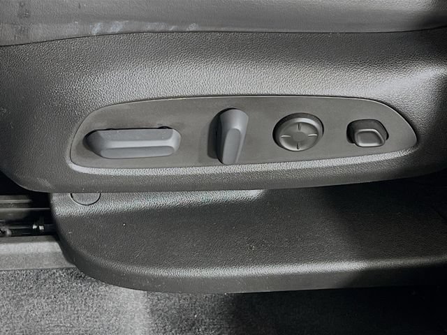Used 2023 Buick Enclave Avenir w/ Avenir Technology Package FWD image 13