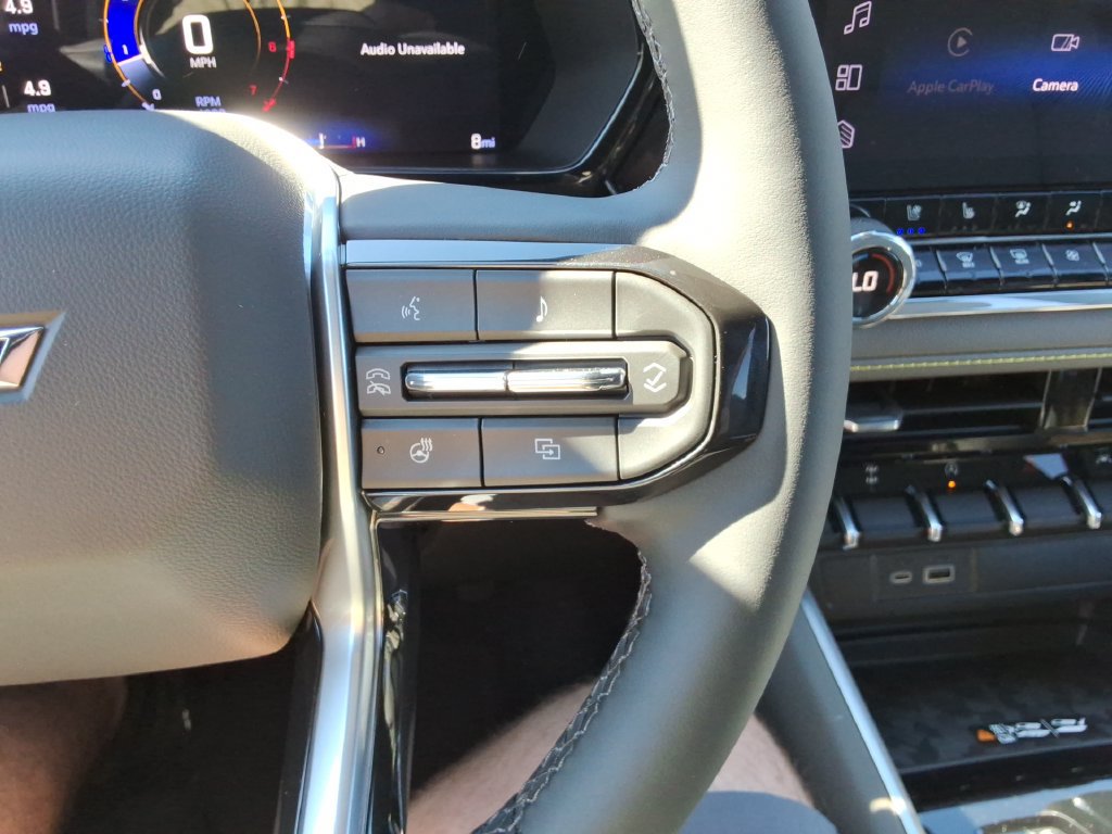 New 2026 Chevrolet Colorado ZR2 w/ Technology Package AWD/4WD image 24