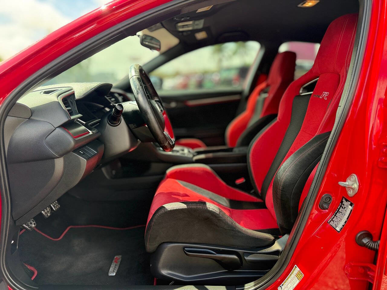 Used 2017 Honda Civic Type R image 17