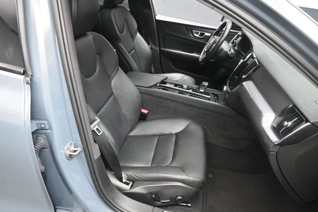 Used 2024 Volvo S60 B5 Core FWD image 27
