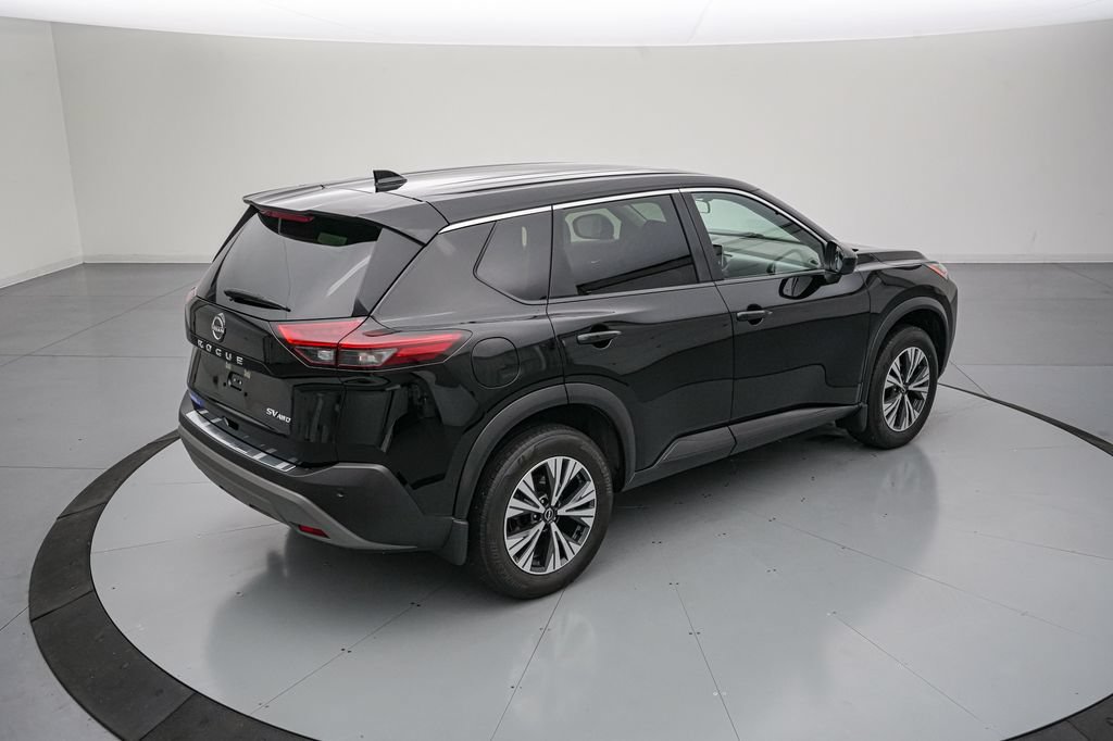 Used 2023 Nissan Rogue SV AWD/4WD image 4