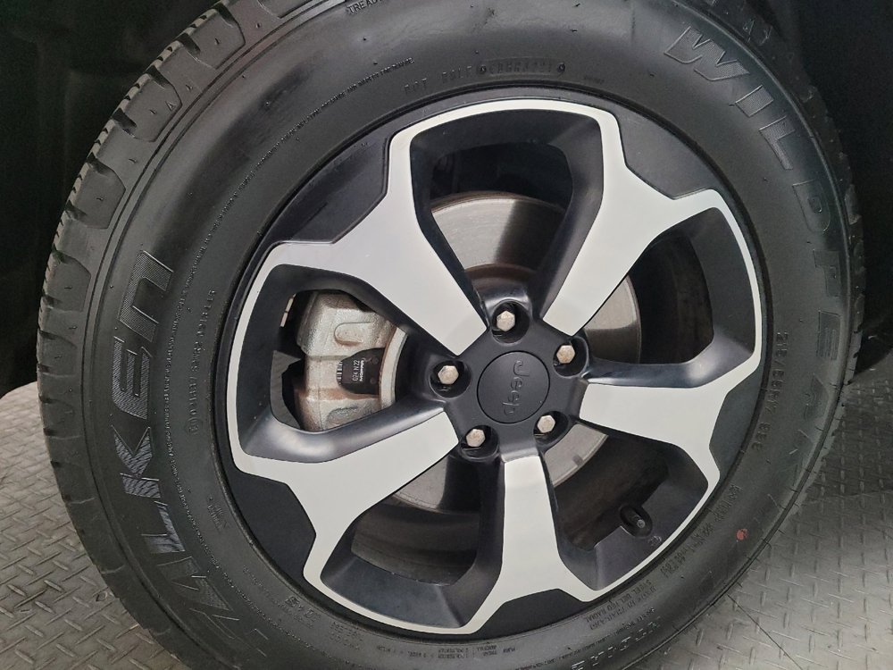 Used 2022 Jeep Renegade Trailhawk w/ Trailer Tow Group image 31