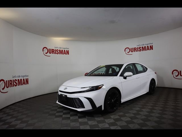 Used 2025 Toyota Camry SE w/ Convenience Package image 4