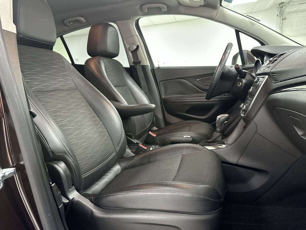 Used 2016 Buick Encore Convenience FWD image 17
