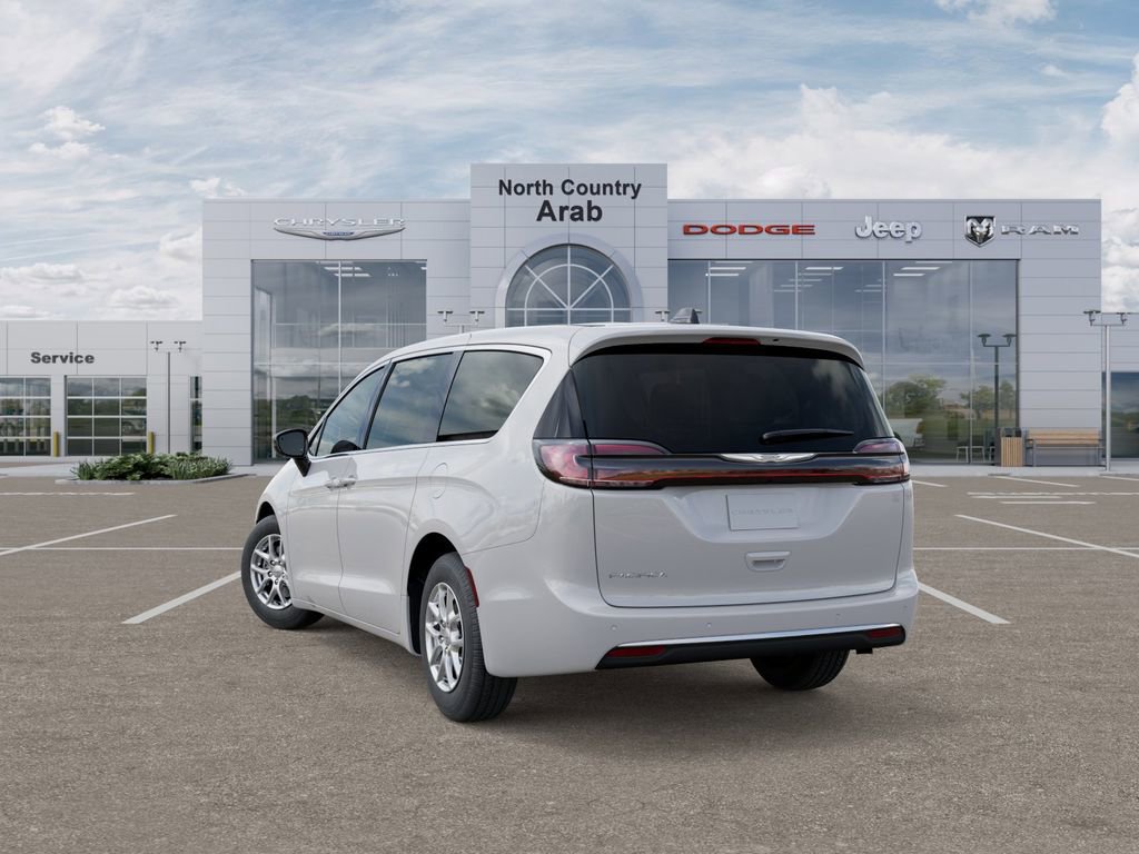New 2026 Chrysler Pacifica Select image 4