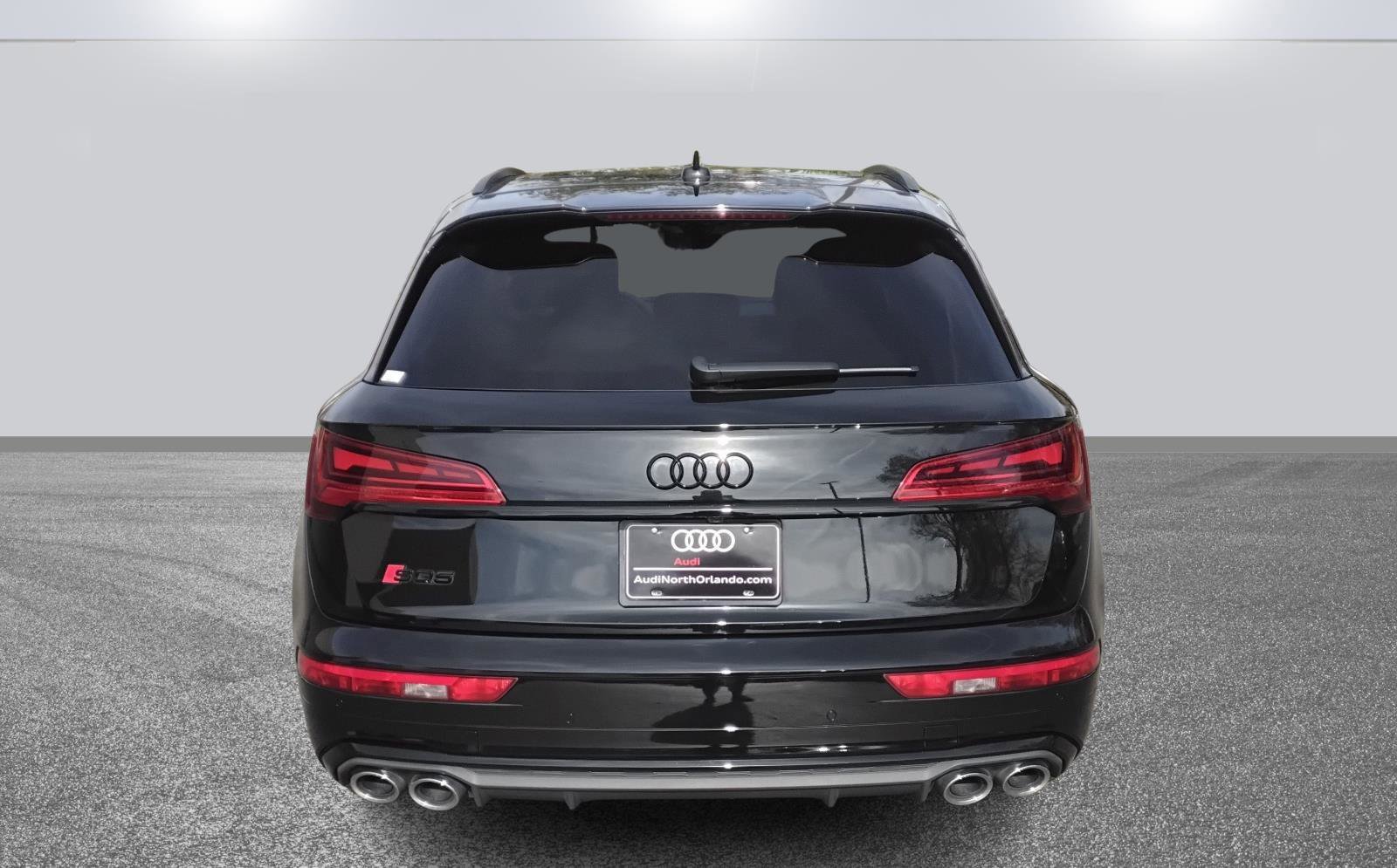 Used 2023 Audi SQ5 Premium Plus w/ Premium Plus Package image 5