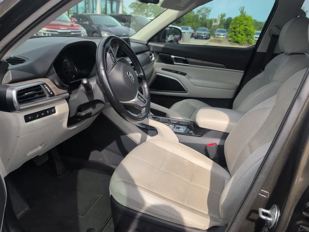 Used 2021 Kia Telluride EX w/ EX Premium Package AWD/4WD image 10