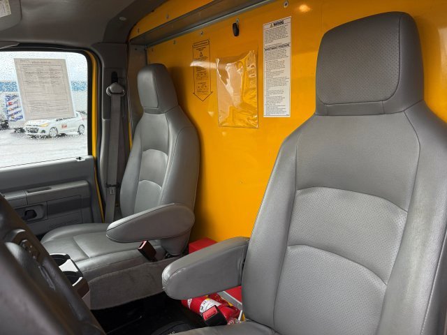 Used 2022 Ford E-350 and Econoline 350 Super Duty RWD image 18