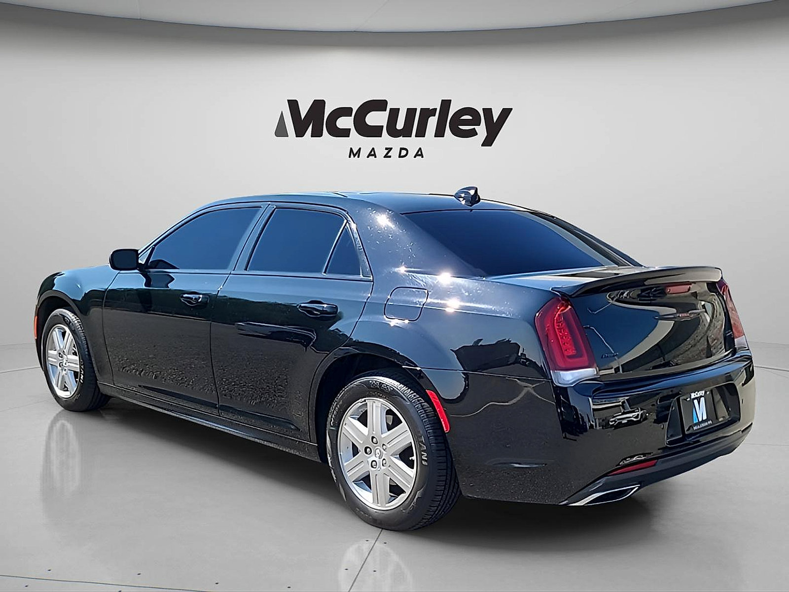 Used 2022 Chrysler 300 S AWD/4WD image 5