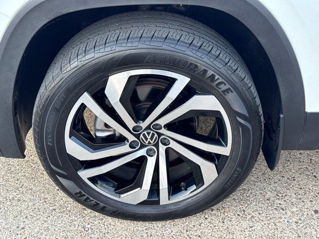 Certified 2023 Volkswagen Atlas SEL AWD/4WD image 18
