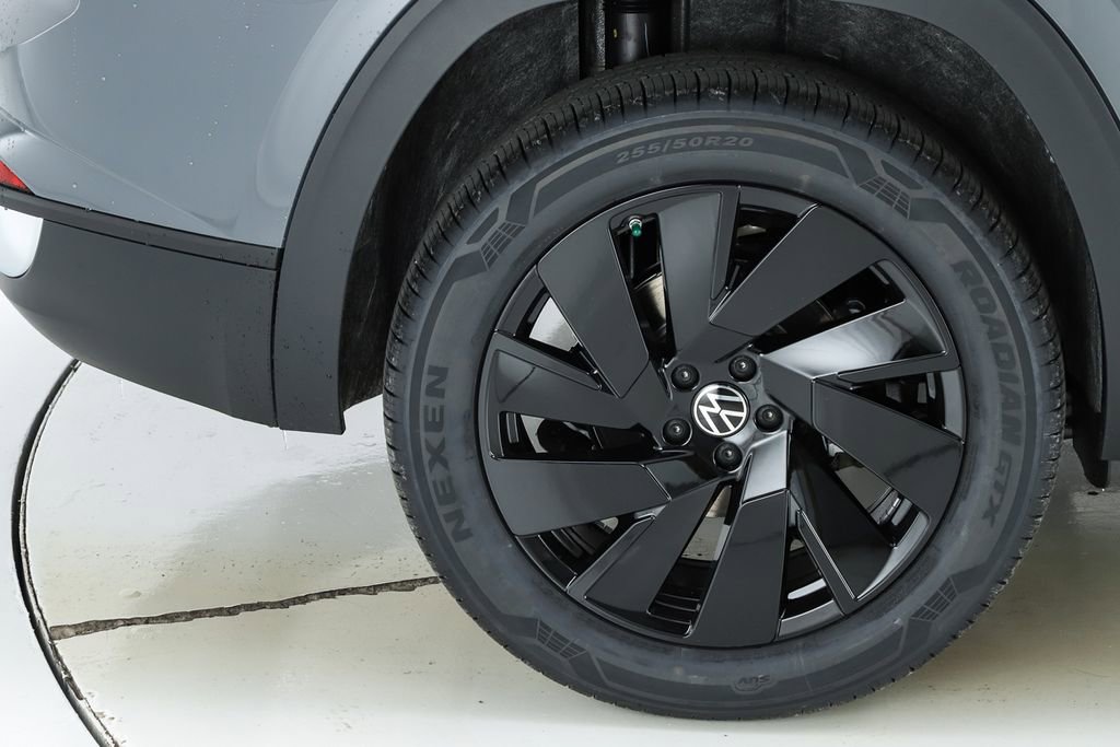 New 2026 Volkswagen Atlas Cross Sport SE image 13