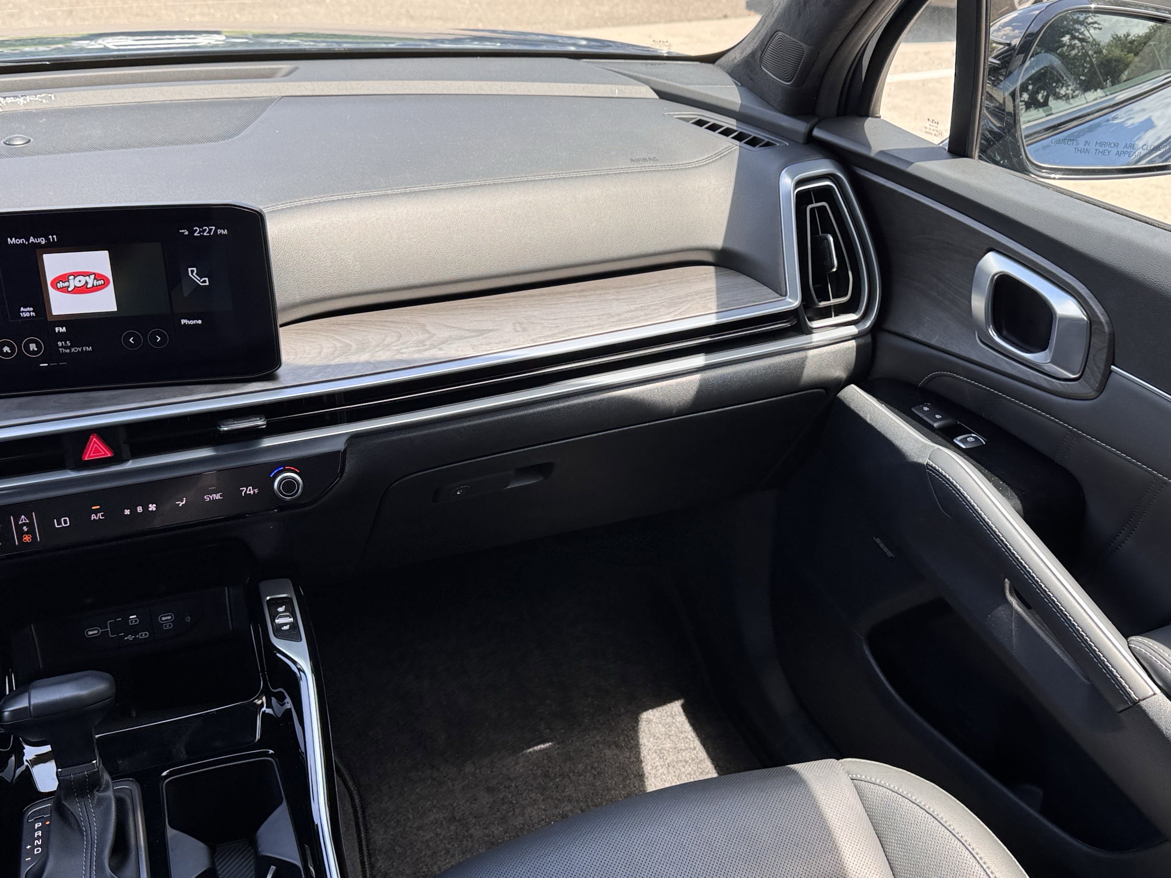 Certified 2024 Kia Sorento SX Prestige image 16