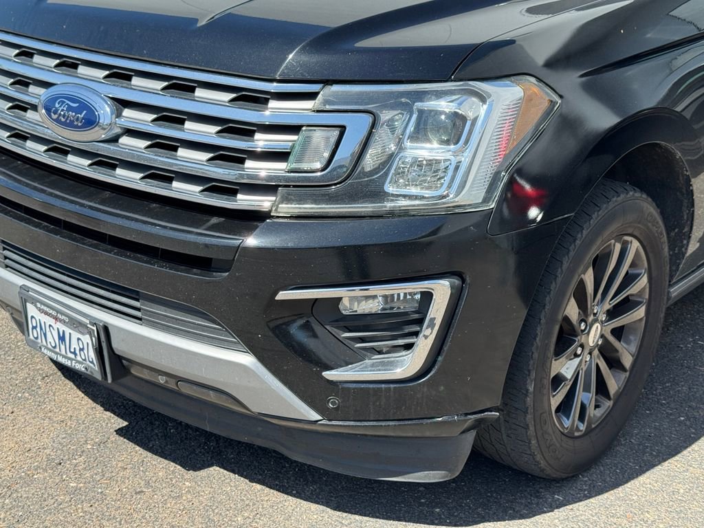 Used 2019 Ford Expedition Limited w/ Equipment Group 301A RWD image 17