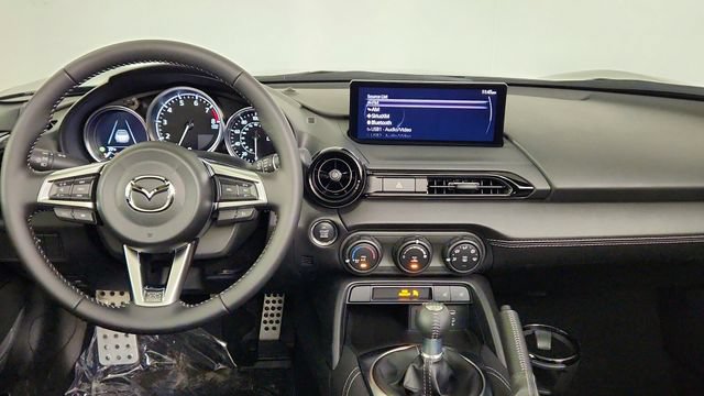 New 2026 MAZDA MX-5 Miata Club w/ Interior Package RWD image 23