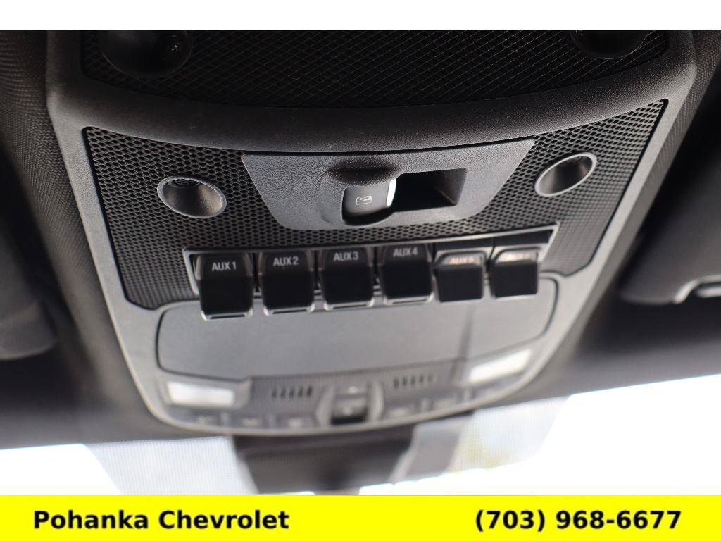 Used 2022 Ford F250 Lariat w/ Black Appearance Package AWD/4WD image 18