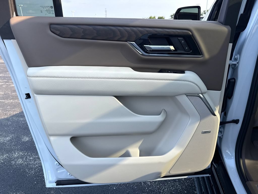 New 2026 GMC Yukon XL Denali w/ Denali Reserve Package AWD/4WD image 29