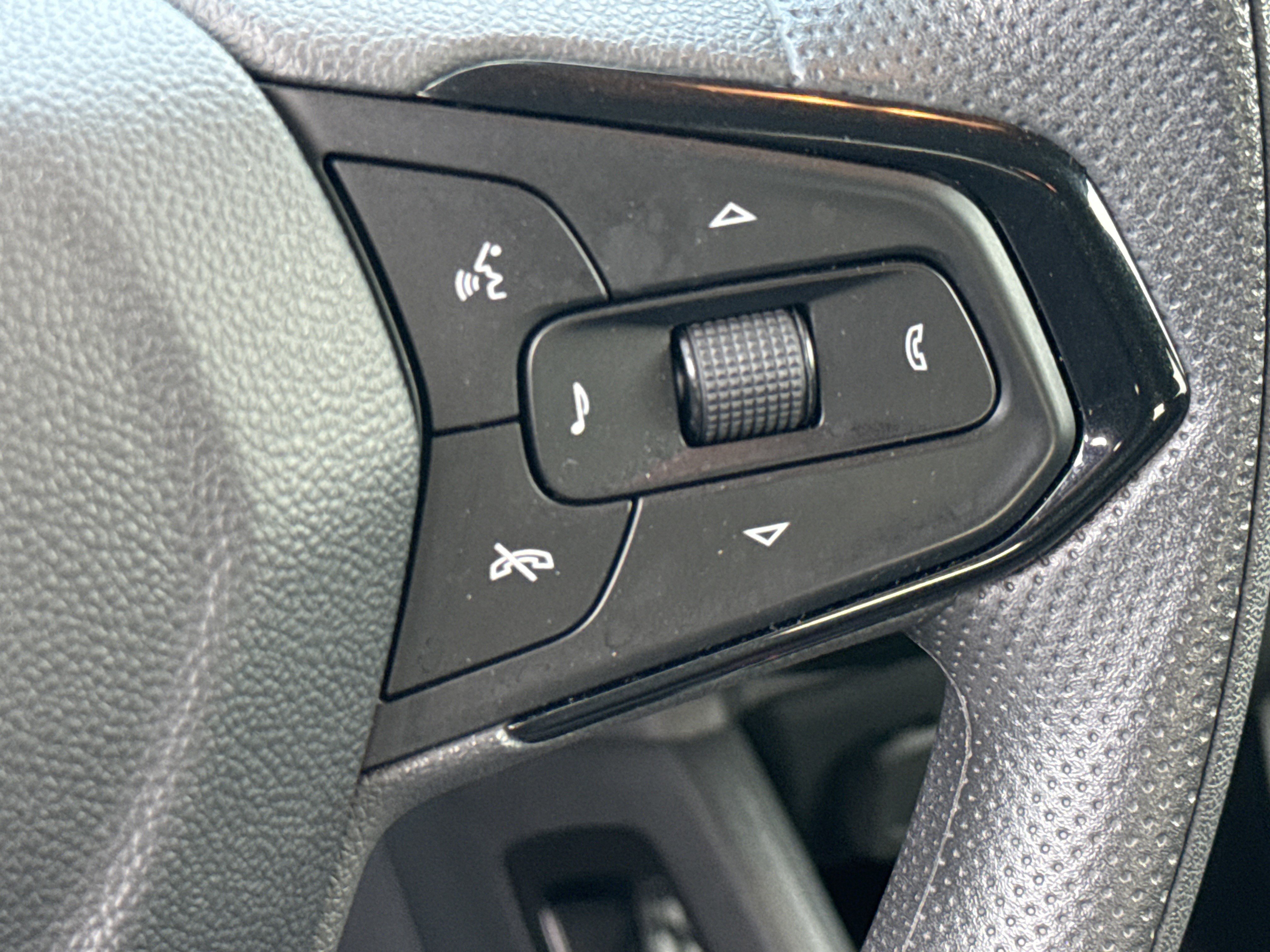 Used 2025 Chevrolet TrailBlazer LT image 20