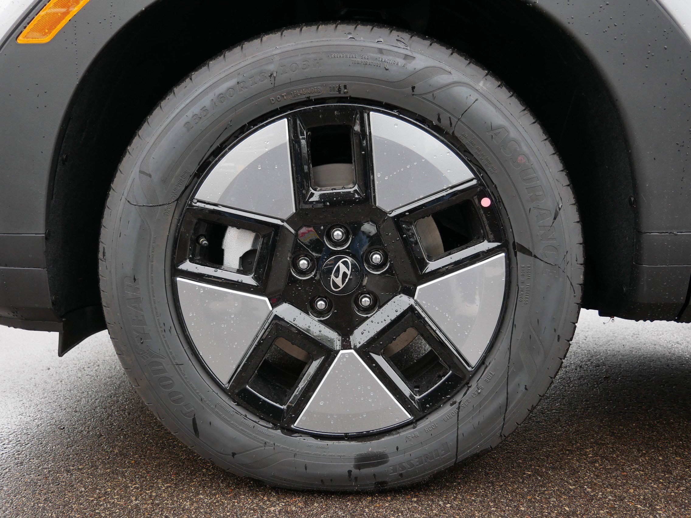 New 2026 Hyundai Santa Fe SEL image 5