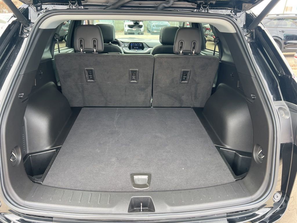 Used 2020 Chevrolet Blazer LT w/ Sound & Technology Package image 12