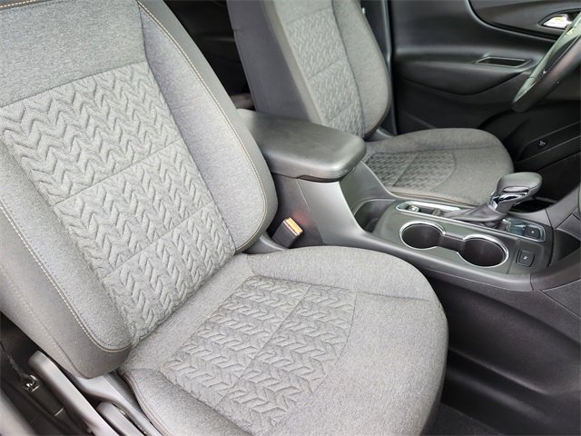 Used 2023 Chevrolet Equinox LT w/ Driver Convenience Package image 14