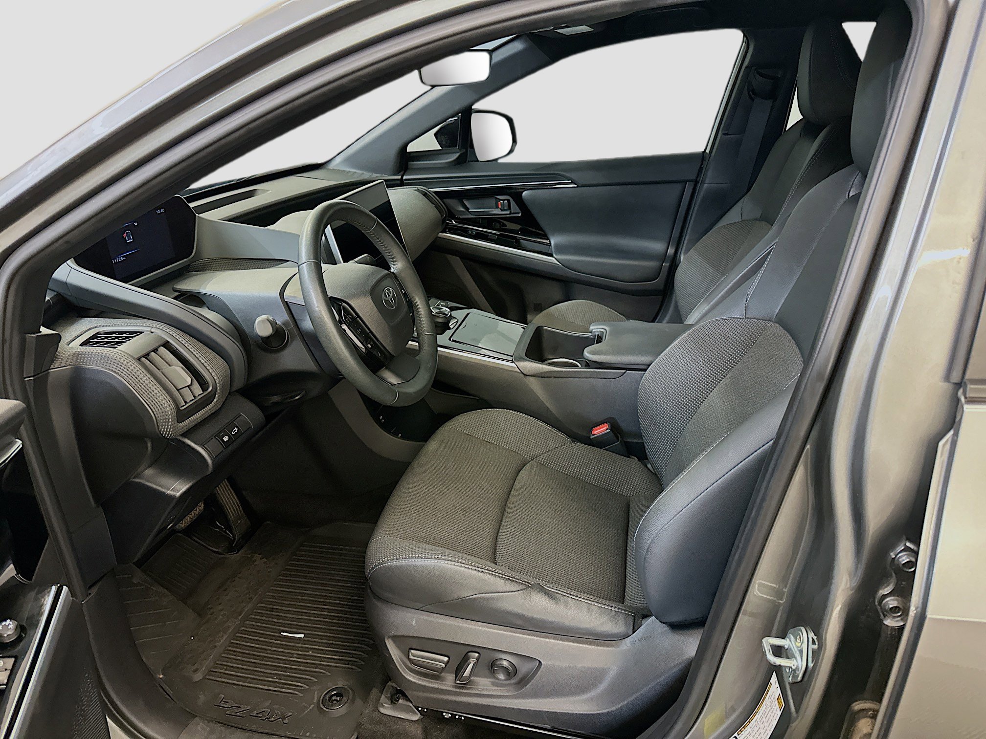 Used 2024 Toyota bZ4X XLE image 13