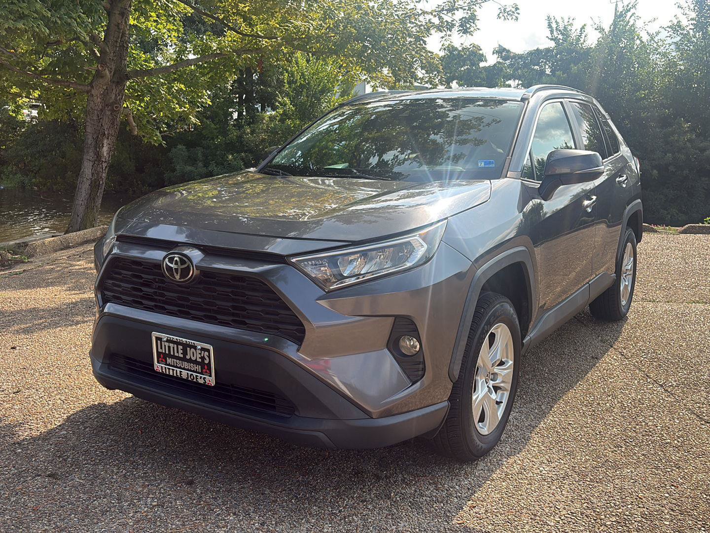 Used 2021 Toyota RAV4 XLE AWD/4WD image 11