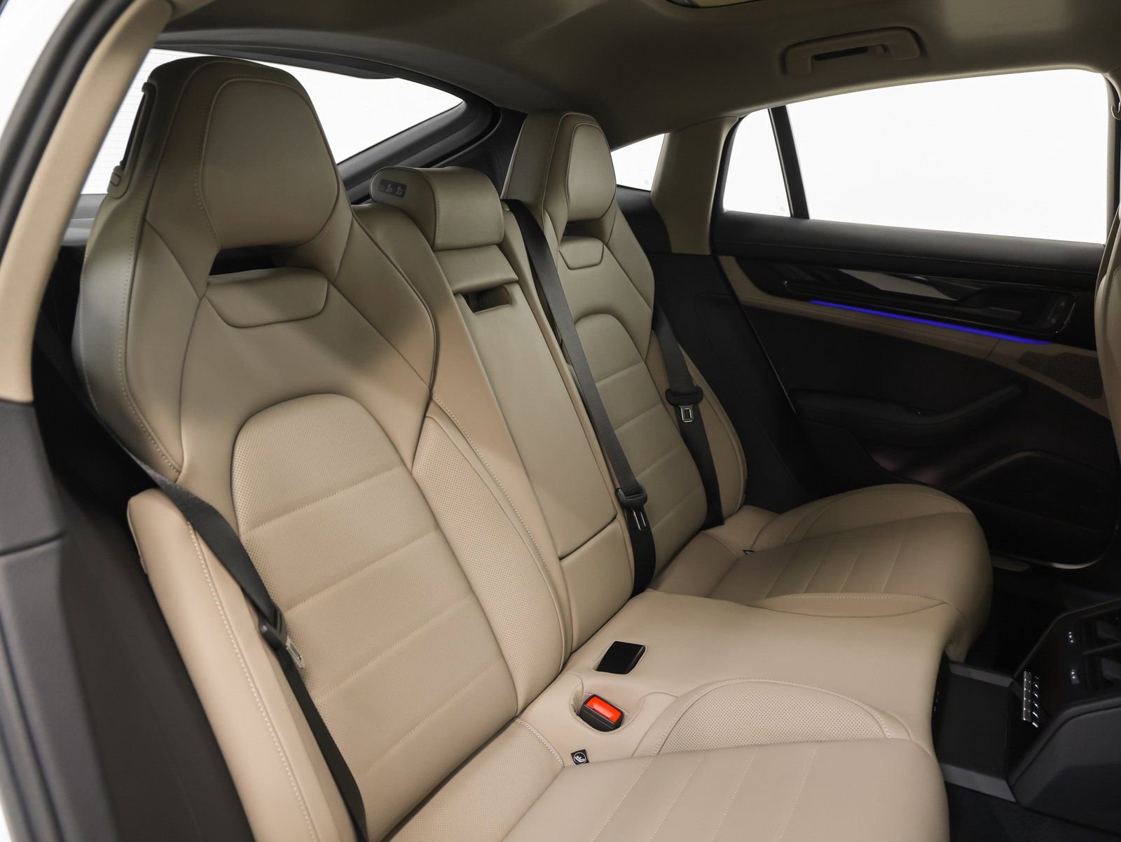 Used 2025 Porsche Panamera 4 AWD/4WD image 25