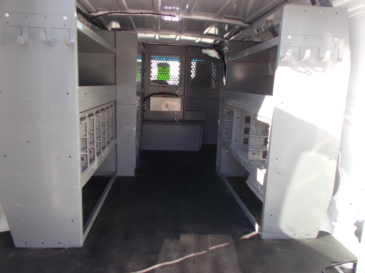 Used 2014 Ford E-250 and Econoline 250 w/ Power Group image 16