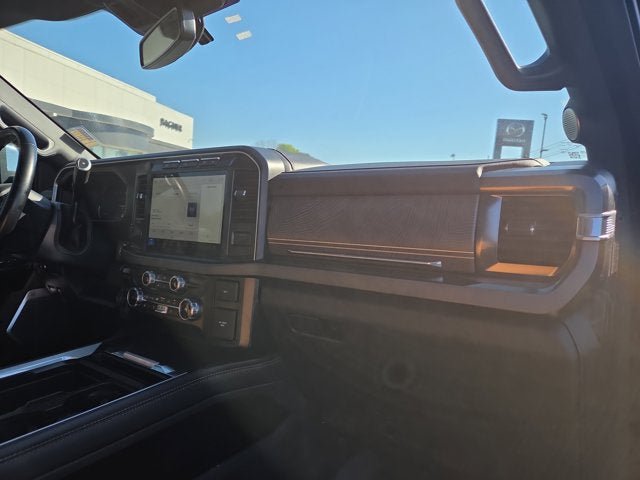 Used 2023 Ford F350 Platinum w/ FX4 Off-Road Package AWD/4WD image 15