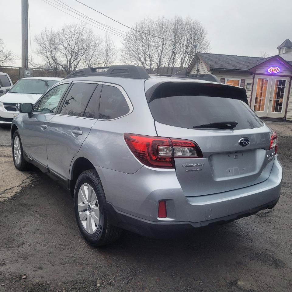 Used 2016 Subaru Outback 2.5i Premium image 6
