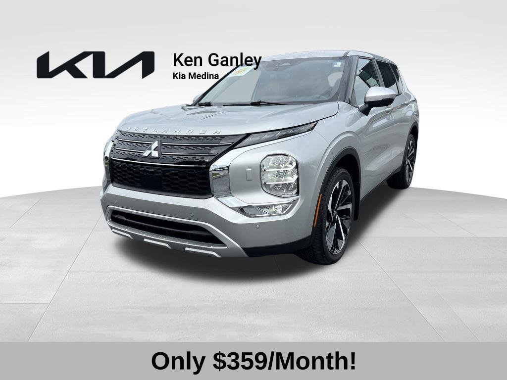 Used 2023 Mitsubishi Outlander SE