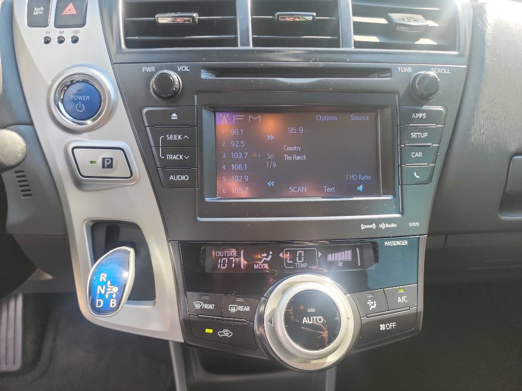Used 2014 Toyota Prius V Five FWD image 20
