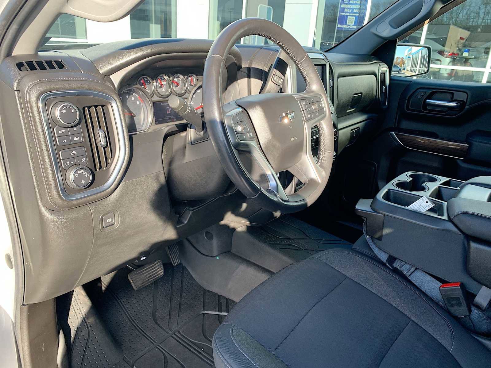 Used 2019 Chevrolet Silverado 1500 LT w/ All-Star Edition image 10